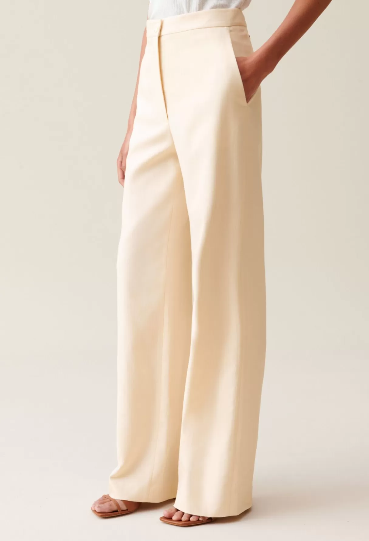 Pantalons Et Jeans-Claudie Pierlot Pantalon de tailleur Ivoire