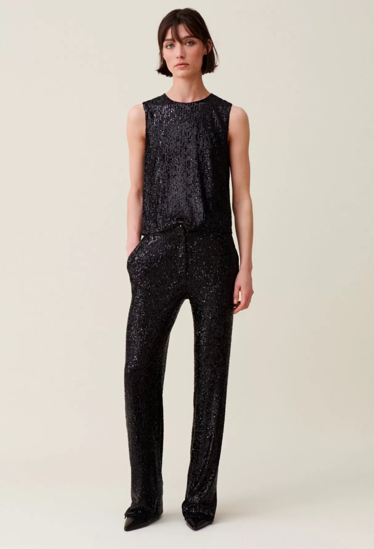 Pantalons Et Jeans-Claudie Pierlot Pantalon droit à sequins Noir