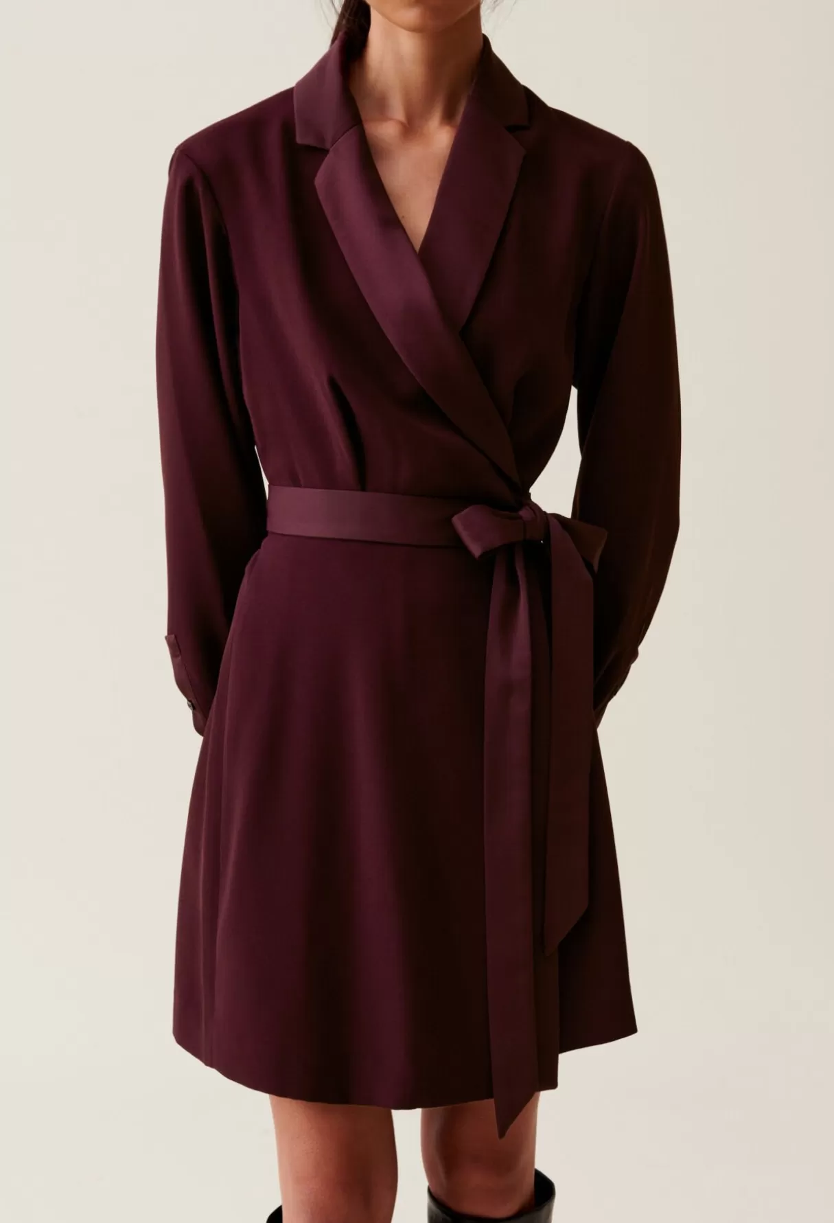 Robes-Claudie Pierlot Robe cache-cœur col tailleur Bordeaux