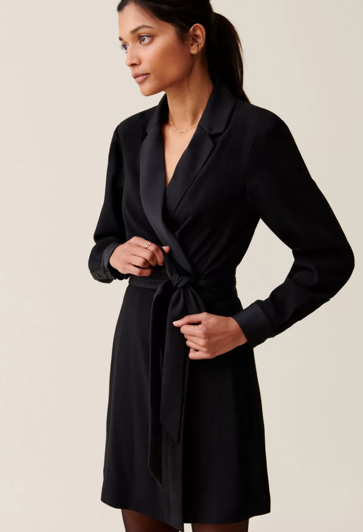 Robes-Claudie Pierlot Robe cache-cœur col tailleur Noir