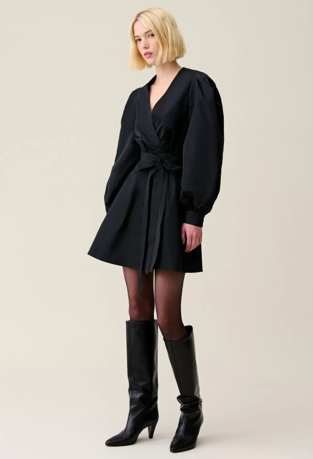 Robes-Claudie Pierlot Robe courte manches ballons e Noir