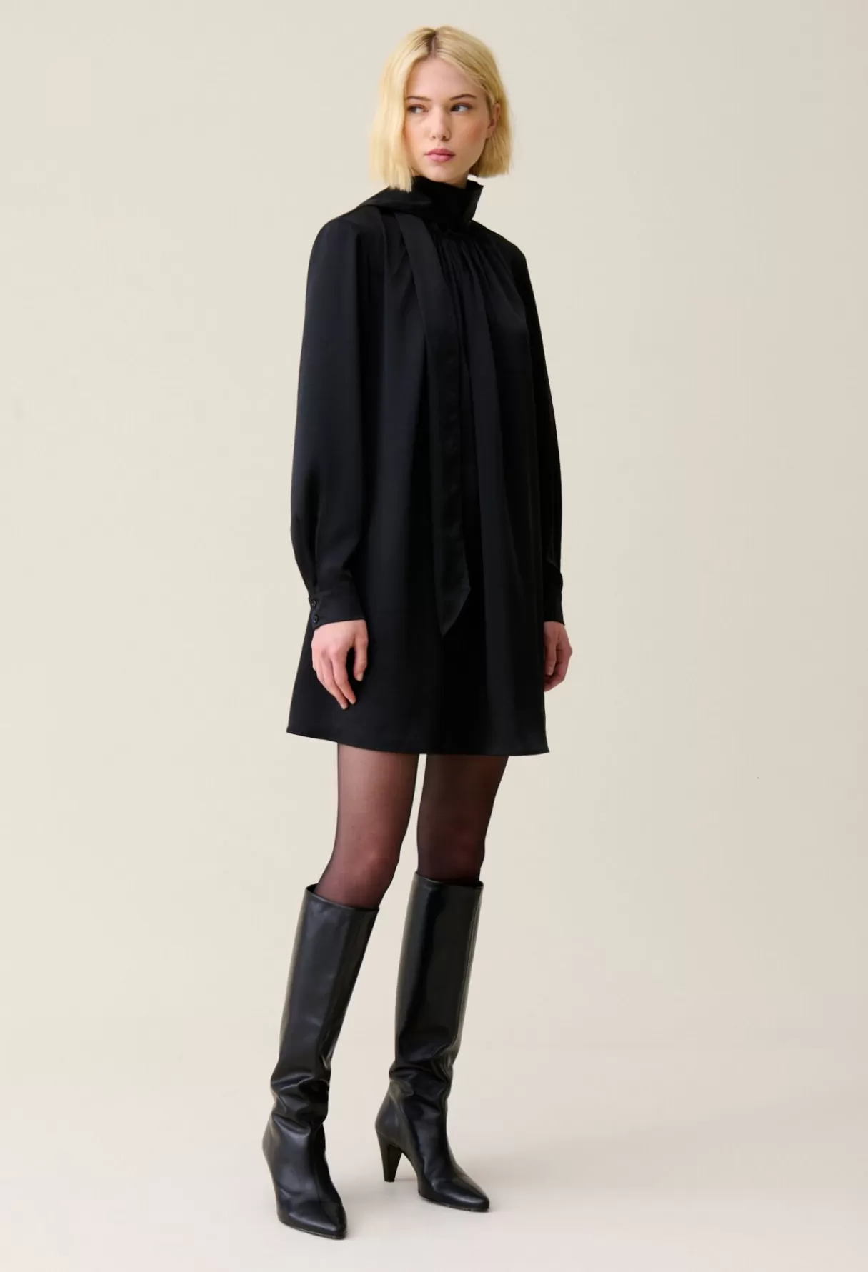 Robes-Claudie Pierlot Robe fluide col lavallière Noir