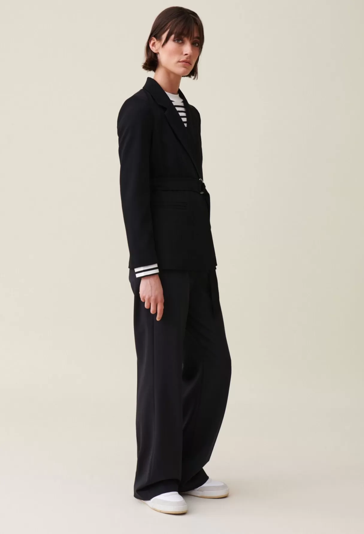 Blazers-Claudie Pierlot Veste tailleur ceinturée Noir